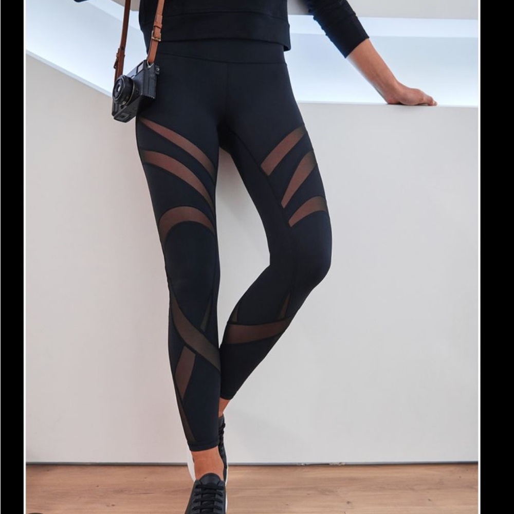 Lululemon Mesh Detail Leggings